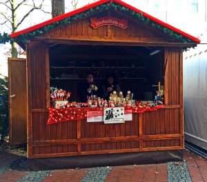 Hütte auf dem Steeler Weihnachtsmarkt